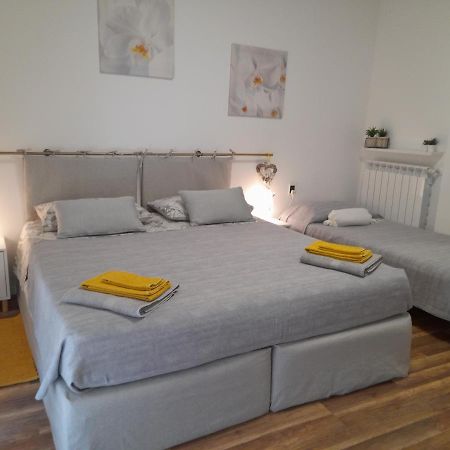Cristel Malpensa Room Кардано ал Кампо Екстериор снимка